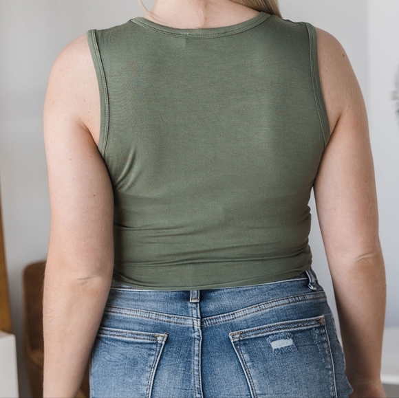 🌻2 for $20 | Zenana Knotted Crop Tank Top - Picture 3 of 15